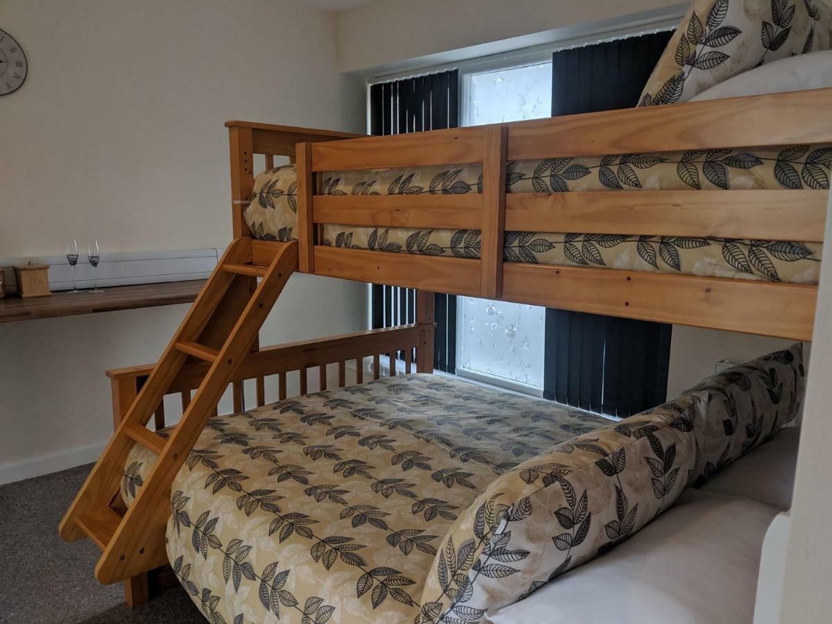 Barholm Accommodation Creetown Extérieur photo